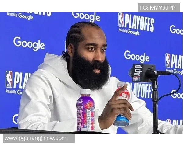 快船应尽早交易核心球员以降低损失把握哈登交易价值的最后机会